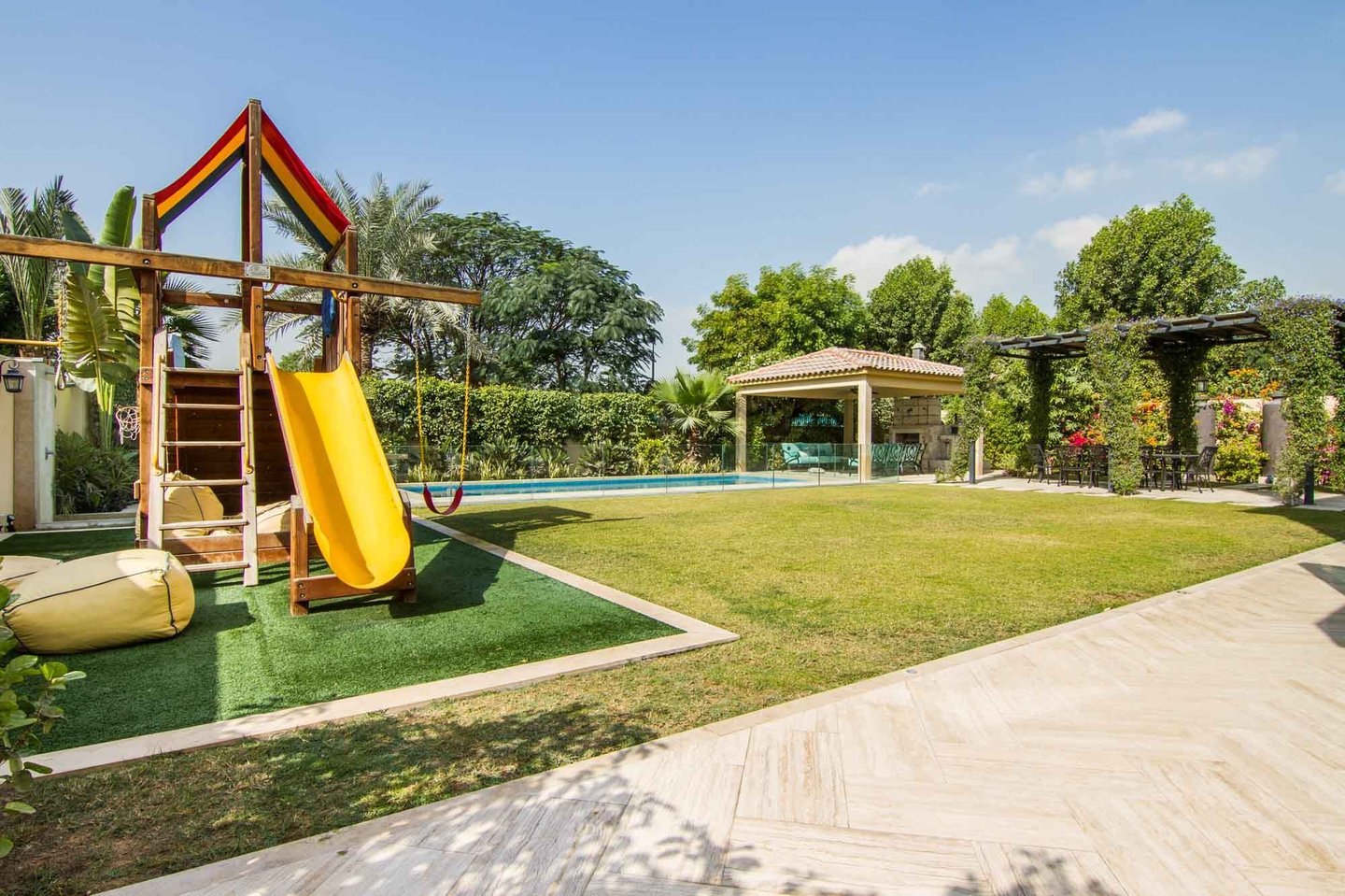 ec6df7422544ed4736afaa0e5e9531de5a425644f541d5ad469a6cdddbc4e472