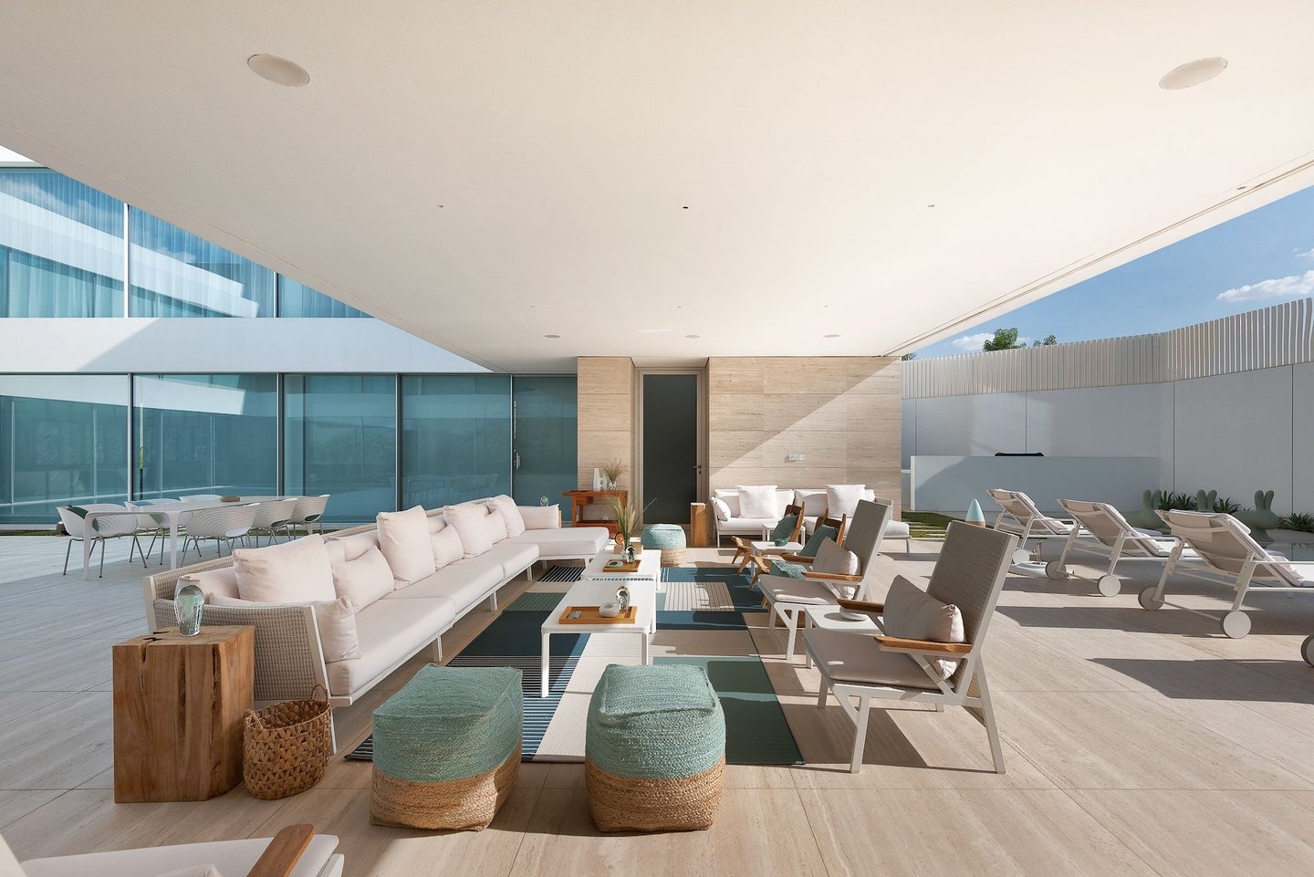 Atrio entrance space