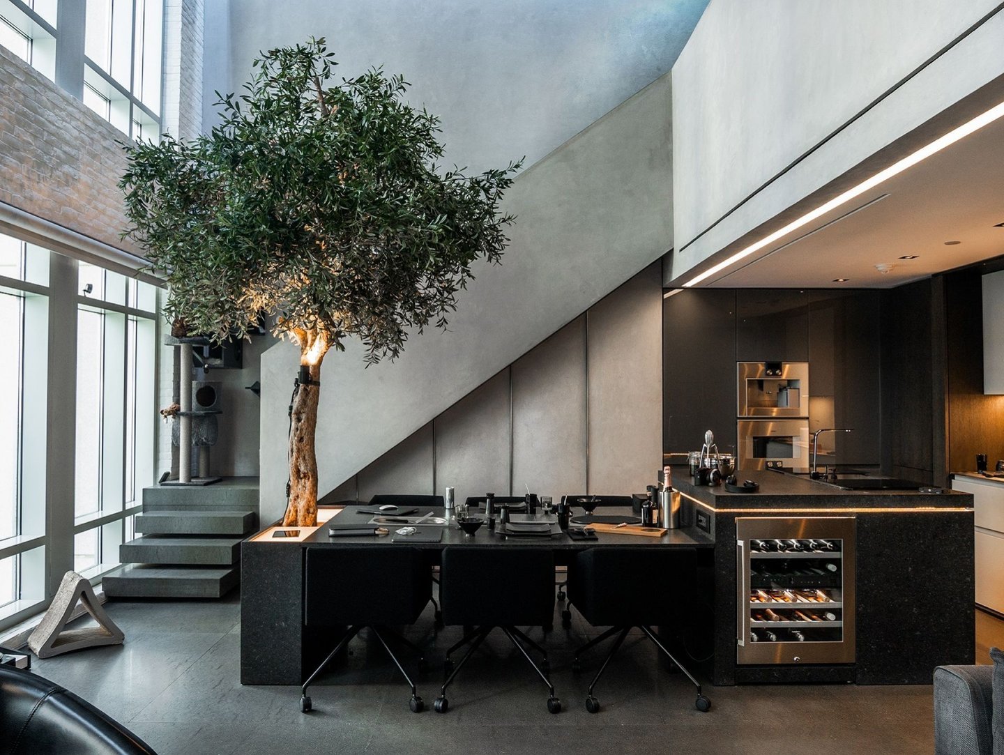 Pantone color of the year - Ultimate Grey - Luxhabitat Sotheby's