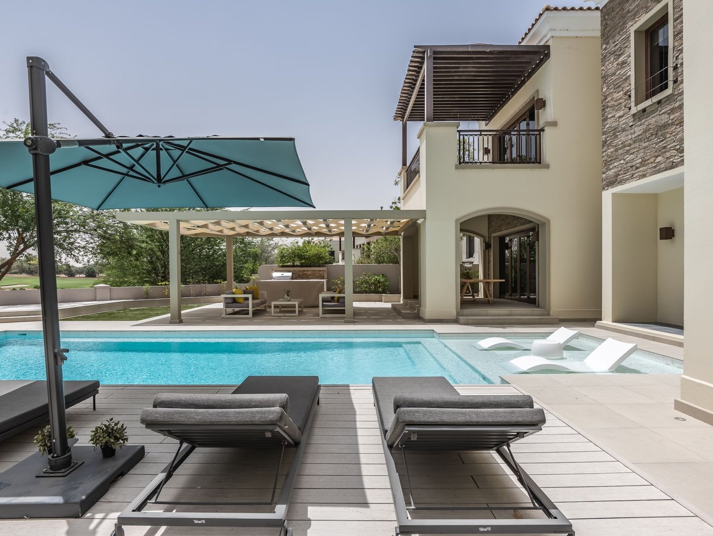 Jumeirah Golf Estates villa
