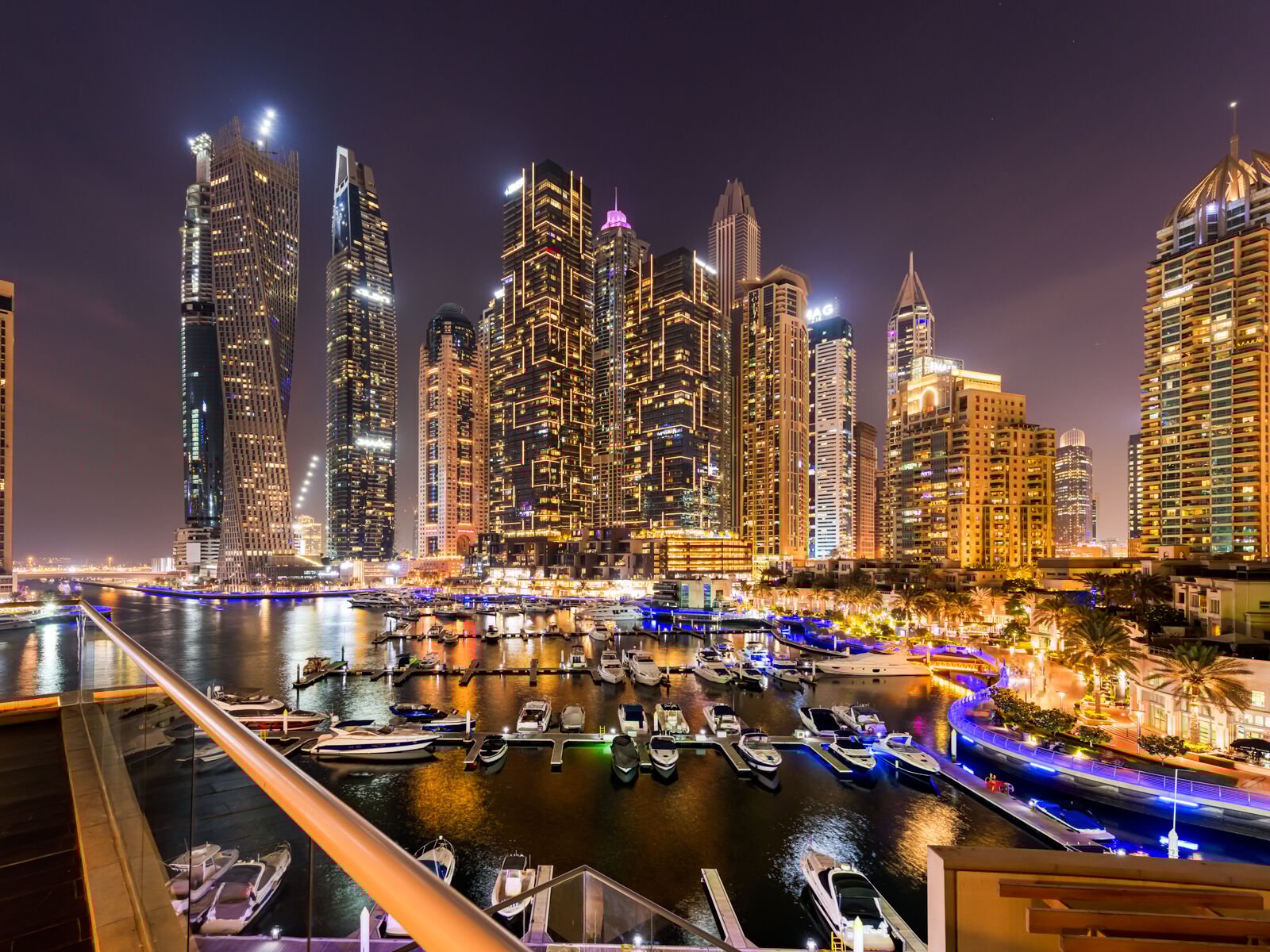 Investor Deal | 5BR Villa with a Vast Terrace, picture 1