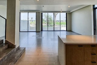 Exquisite Living | Golf Course View | Upgraded, picture 3