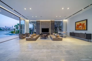 Stunning Minimalist Beachfront Villa on the Palm, picture 3