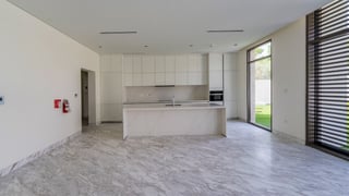 Luxurious Villa | Private Pool | Exclusive Community Living, picture 4