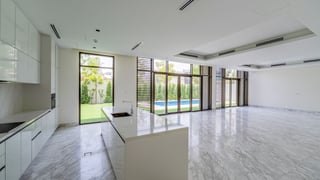Luxury 5-bedroom villa in District One Phase III, picture 3
