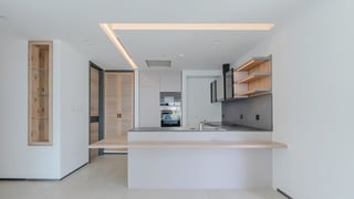 Bright and Modern Unit with Study | Pet-Friendly, picture 4