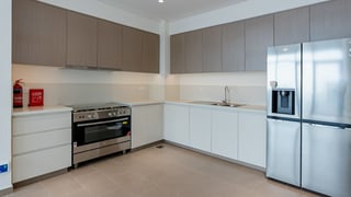 High Floor 2 bed apt | Rented | Gorgeous View, picture 4