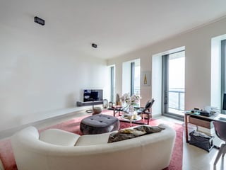 Elegant Contemporary Apartment in Downtown Dubai, picture 4