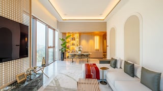 High-End Apartment on the Dubai Water Canal, picture 3
