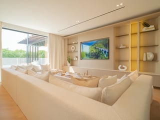 Skyline Oasis | 4BR Luxury Villa | Jumeirah Golf, picture 3
