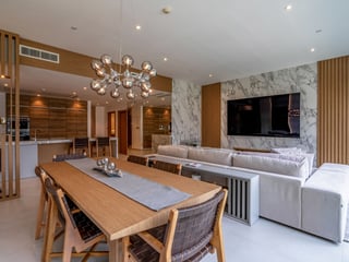 Luxurious Duplex with Stunning Marina Views, picture 4