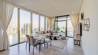Signature Collection Peninsula Five I Canal &amp; Burj, picture 3