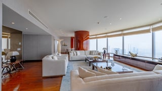 Iconic Urban Luxury at the Burj Khalifa, picture 3