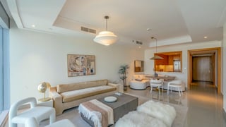 Furnished Downtown Living with Burj Khalifa Views, picture 4