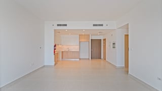 Stunning Waterfront Living | Exclusive 3BR Home, picture 3