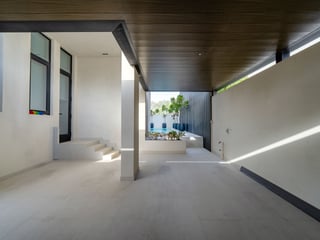 Stunning 4-Bed Custom Made Fully Furnished Villa, picture 3