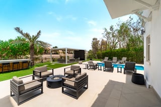 Full Lake and Skyline Views | Huge Plot., picture 3