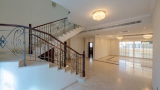 Upgraded and Landscaped Villa | Private Pool, picture 3