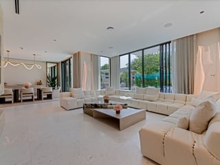 Fully Furnished and Upgraded Luxury Villa, picture 4