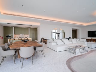 Refined Furnished Penthouse in Downtown Dubai, picture 3