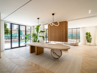 Sophisticated Villa with Private Pool and Terrace, picture 4