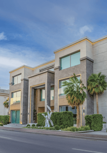 28,000 Hours to Craft a Palm Jumeirah Villa for Sale