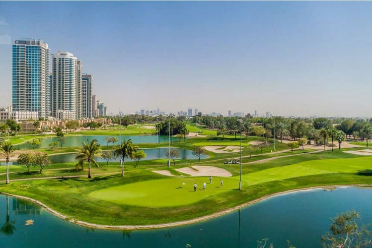 Things To Do In Emirates Hills As A Resident