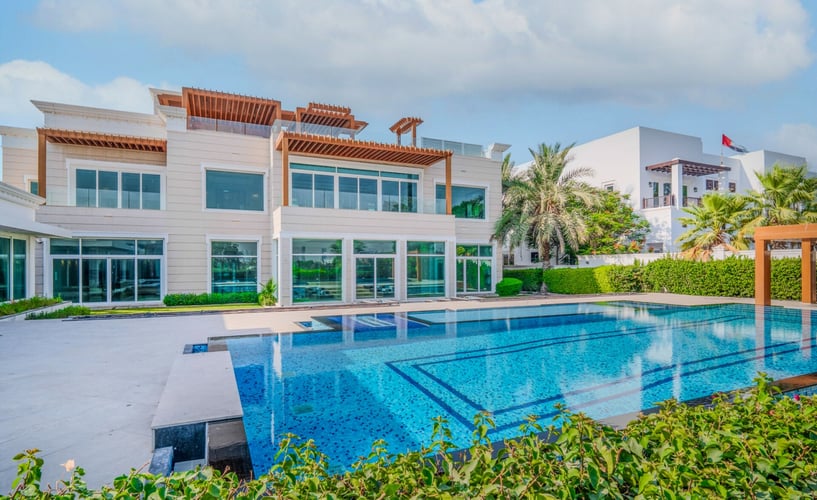 How To Sell Your Villa in Emirates Hills