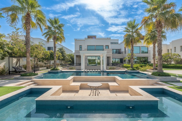How To Sell Your Villa in Emirates Hills