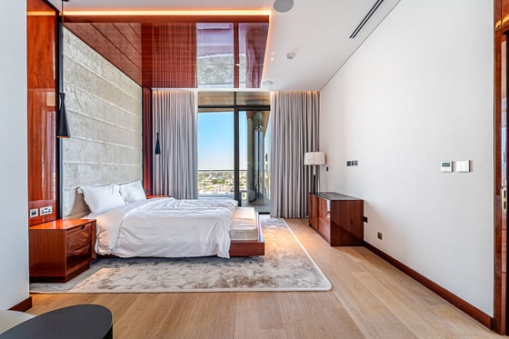 FOR RENT | Furnished | Canal and Skyline Views, picture 33