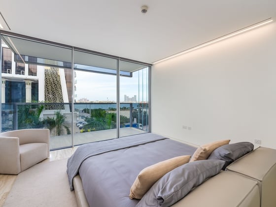 Luxurious 3B+Maids /Branded Furniture / Sea Views, picture 9