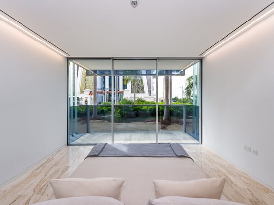 Ground floor Large Terrace Sea Views, picture 9