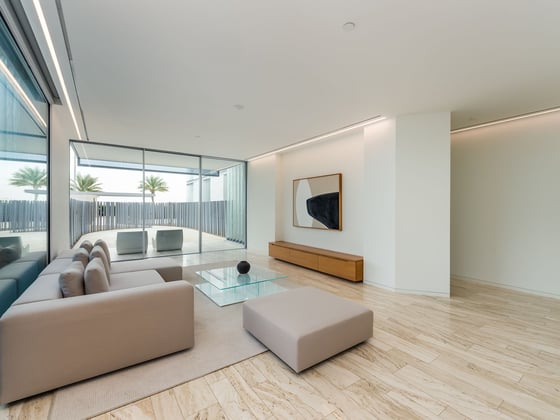 Ground floor Large Terrace Sea Views, picture 4