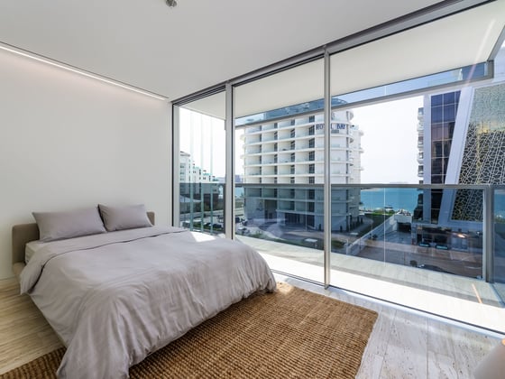 Luxurious 3B+Maids /Branded Furniture / Sea Views, picture 11