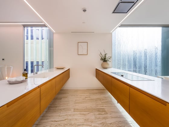 Luxurious 3B+Maids /Branded Furniture / Sea Views, picture 8