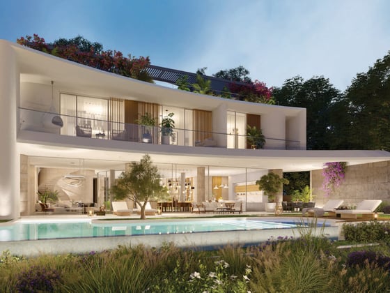 Waterfront Mansion with Luxurious Amenities, picture 1