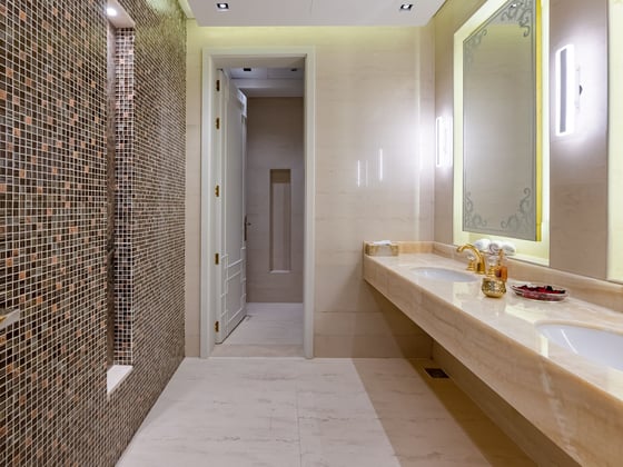 Bespoke Vastu-Compliant Mansion in Emirates Hills, picture 18