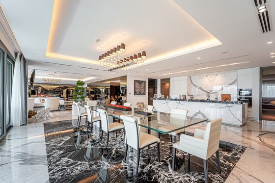 Fully Upgraded with Palm and Beach View, picture 9