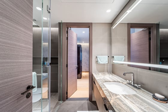 Fully Upgraded with Palm and Beach View, picture 25