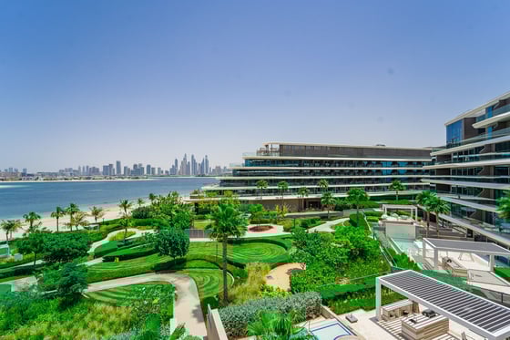 Fully Upgraded with Palm and Beach View, picture 33