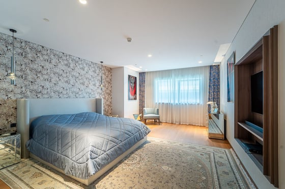 Fully Upgraded with Palm and Beach View, picture 23