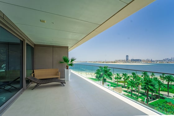 Fully Upgraded with Palm and Beach View, picture 37