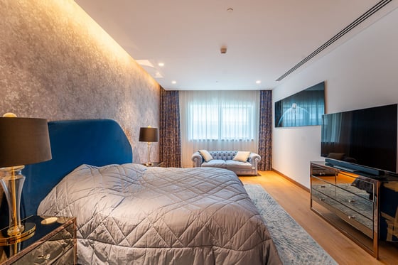 Fully Upgraded with Palm and Beach View, picture 30