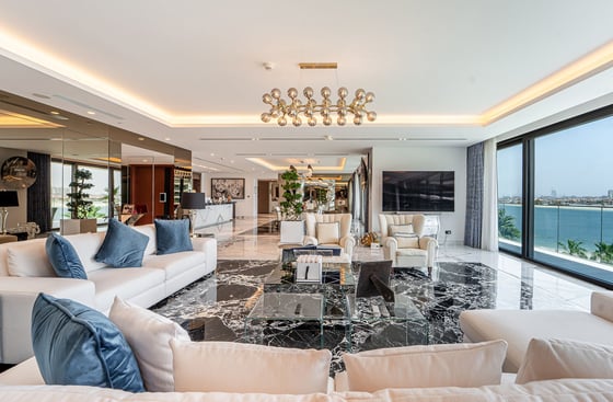 Fully Upgraded with Palm and Beach View, picture 5