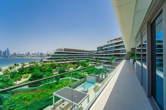 Fully Upgraded with Palm and Beach View, picture 31