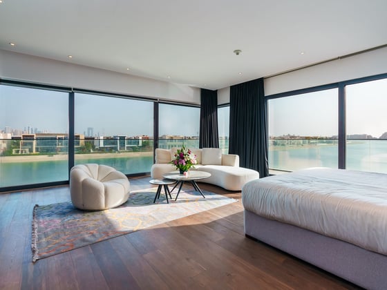 Lavish Palm Villa with Stunning Amenities, picture 9