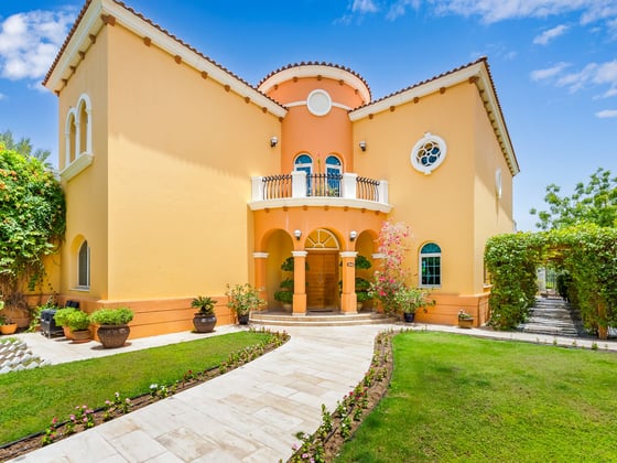Exclusive Lakefront Villa in Jumeirah Park, picture 21