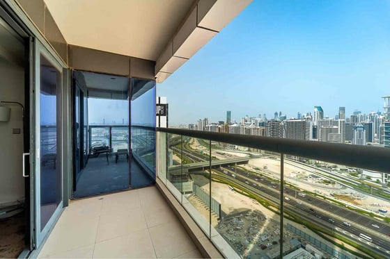 Priced below OP | Eye Catching Burj View | Vacant, picture 7
