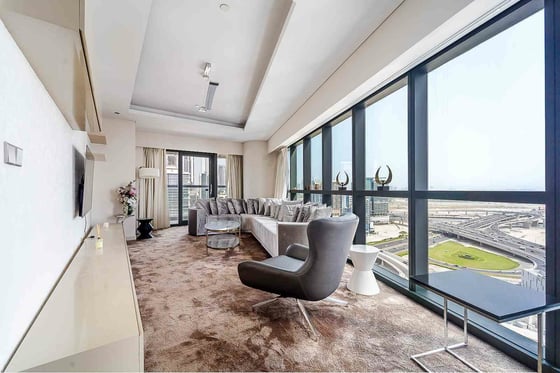 Priced below OP | Eye Catching Burj View | Vacant, picture 2