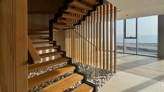 Luxurious Penthouse Living on Bluewaters Island, picture 7
